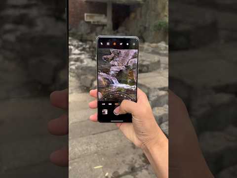 OnePlus 13 telephoto camera captures live photo. Competing against the iPhone feature! #oneplus